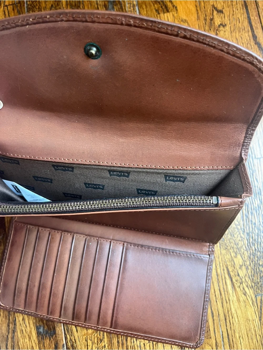 Levi’s Leather Clutch Wallet with Scroll Logo - Brown